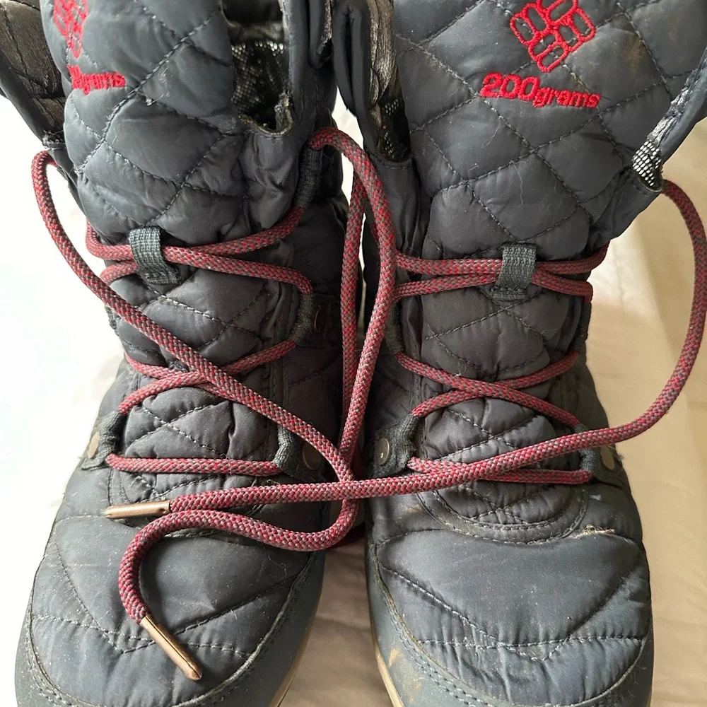 Columbia snow boots, size 9.5 - Picture 1 of 9